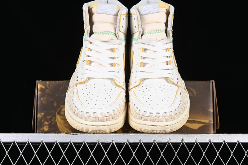 All categories Air Jordan Jordan series basketball shoes Air Jordan 1 High foreign trade version Union x Air Jordan 1 High OG "Woven" AJ1 Joe 1 joint model woven high-top basketball shoes FD2565-100